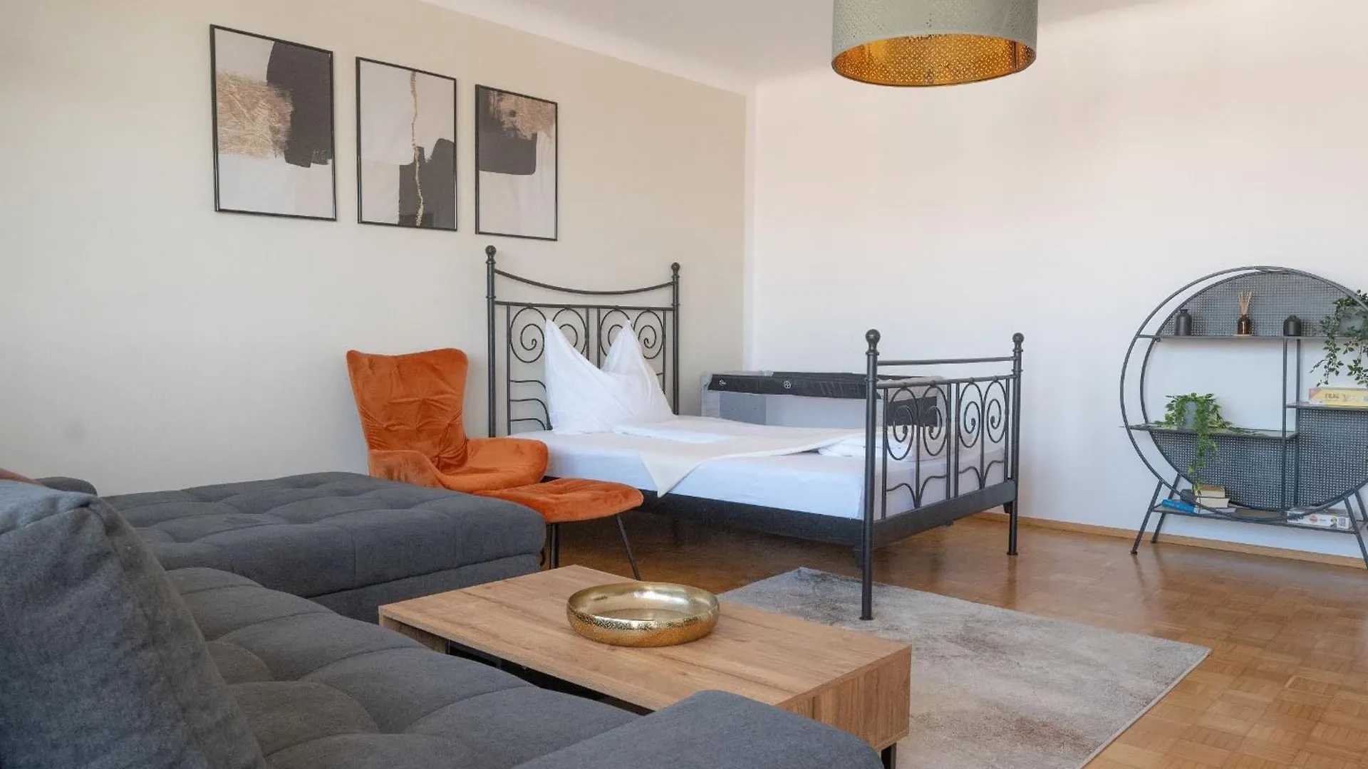 Tamliving Zentrum Luxus Parken Messe Wifi Traumaussicht Sunrise&Sunset غراتس